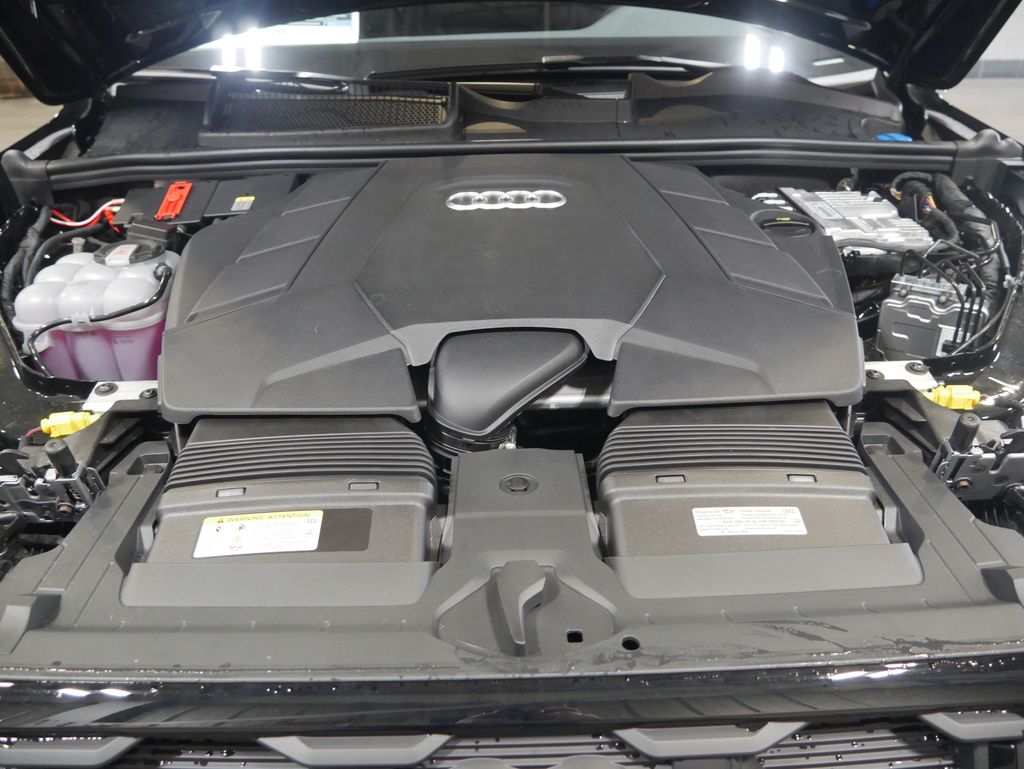 Thumbnail: 2026 Audi Q7 - 11