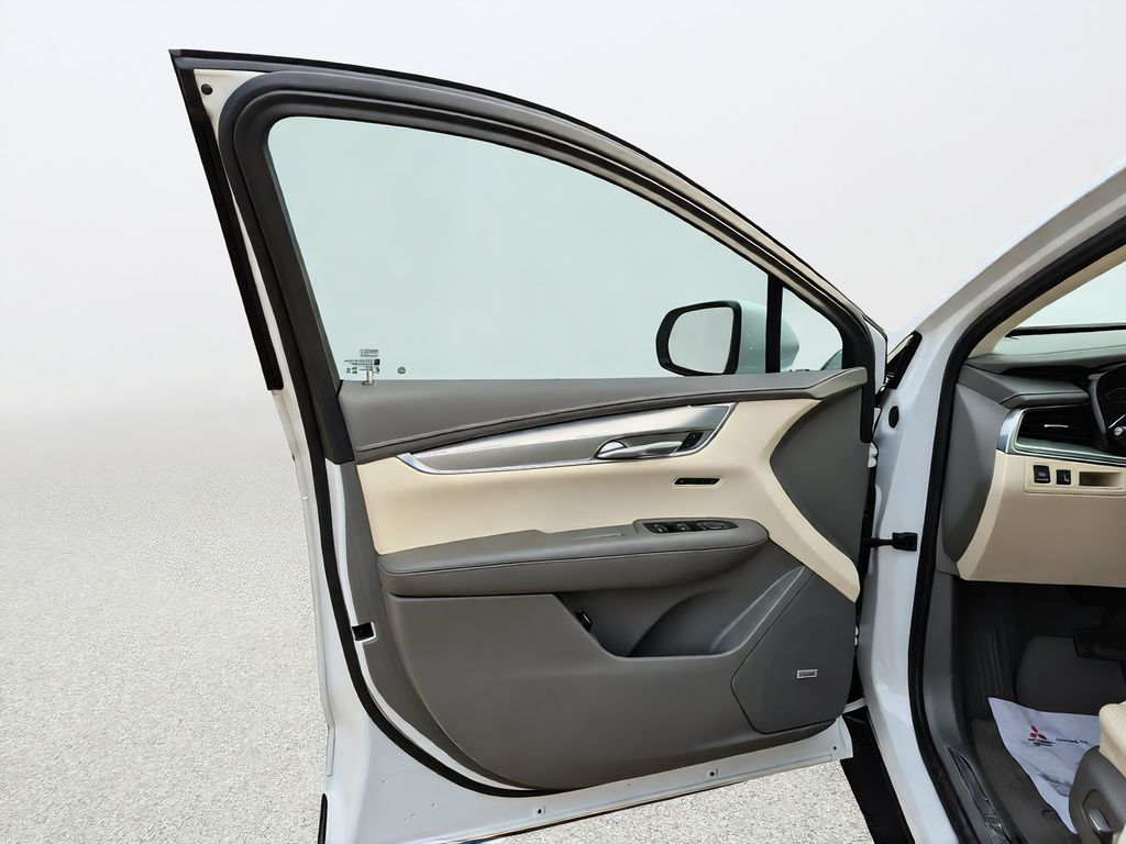 2022 Cadillac XT5 Premium Luxury White at AutoSavvy Houston Northwest