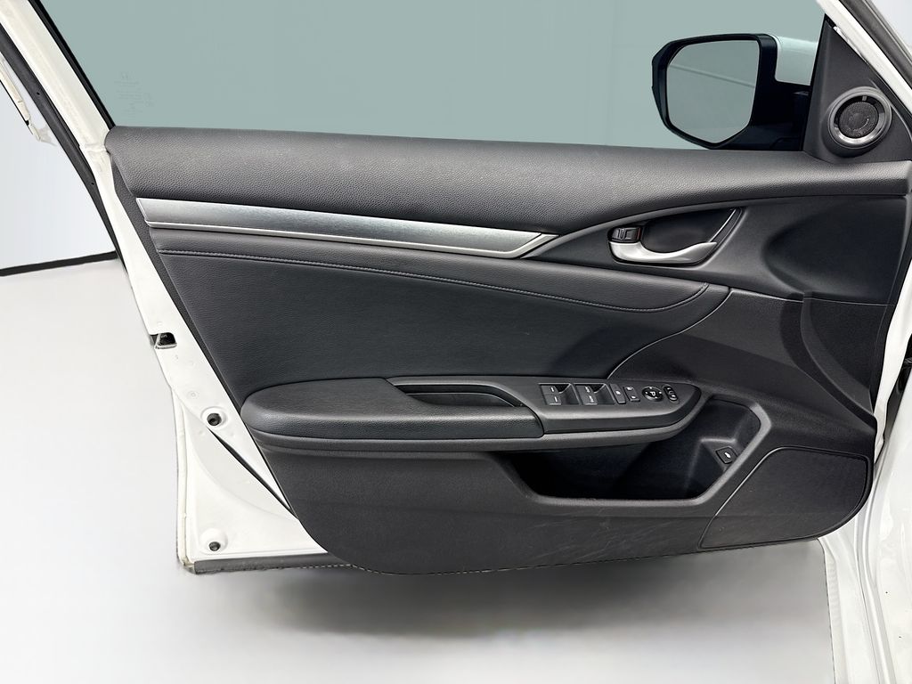 Thumbnail: 2017 Honda Civic - 22