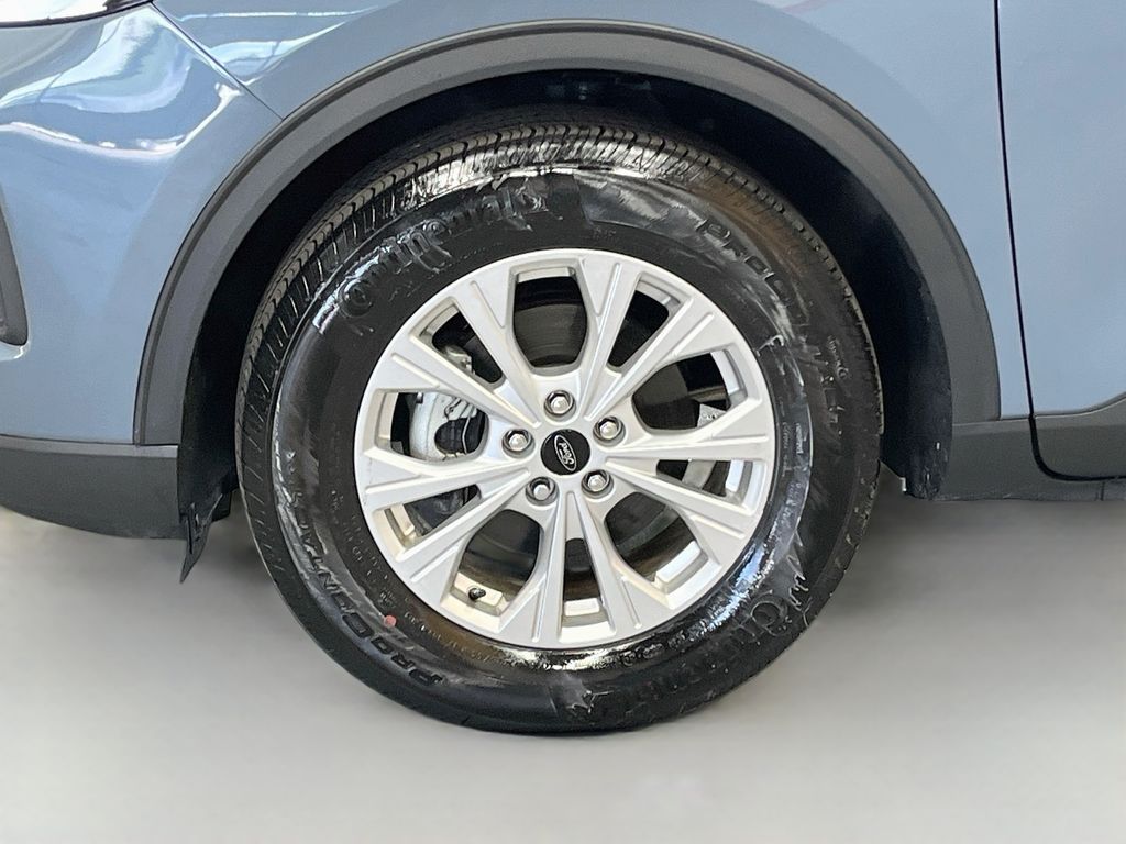 Used 2023 Vapor Blue Ford Active image 30