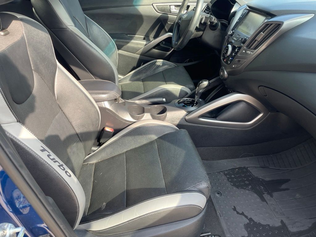 Used Car 2017 Hyundai Veloster  Turbo For Sale Under $10,000 In Georgetown, Texas