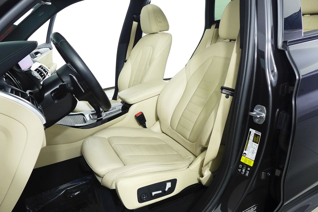 Thumbnail: 2019 BMW X3 - 22