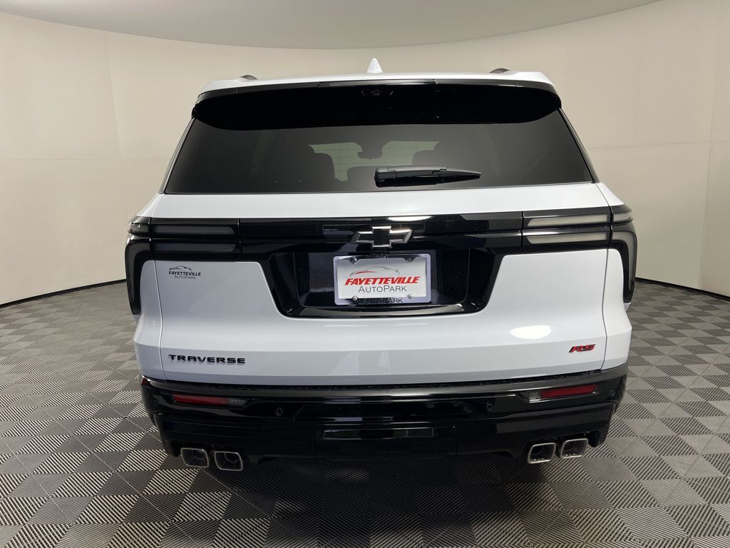 Thumbnail: 2026 Chevrolet Traverse - 4