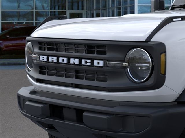 2026 Ford Bronco Base White at Legacy Ford