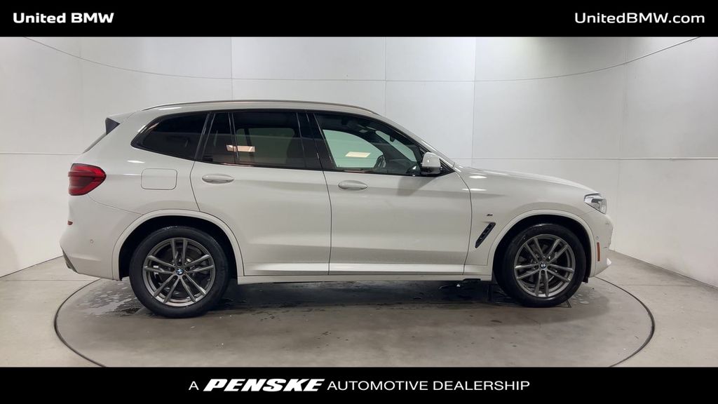 Thumbnail: 2019 BMW X3 - 9