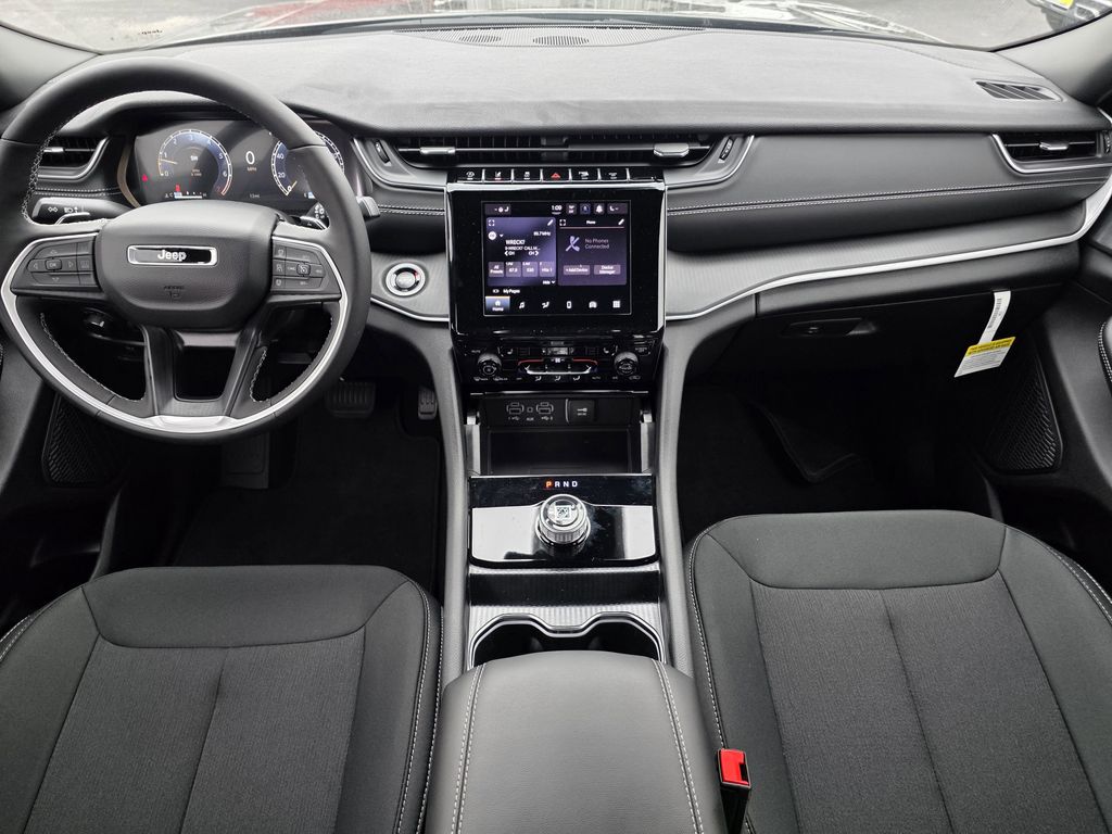 2025 Jeep Grand Cherokee Laredo X - 8