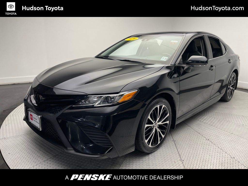 2020 Toyota Camry SE -
                Jersey City, NJ