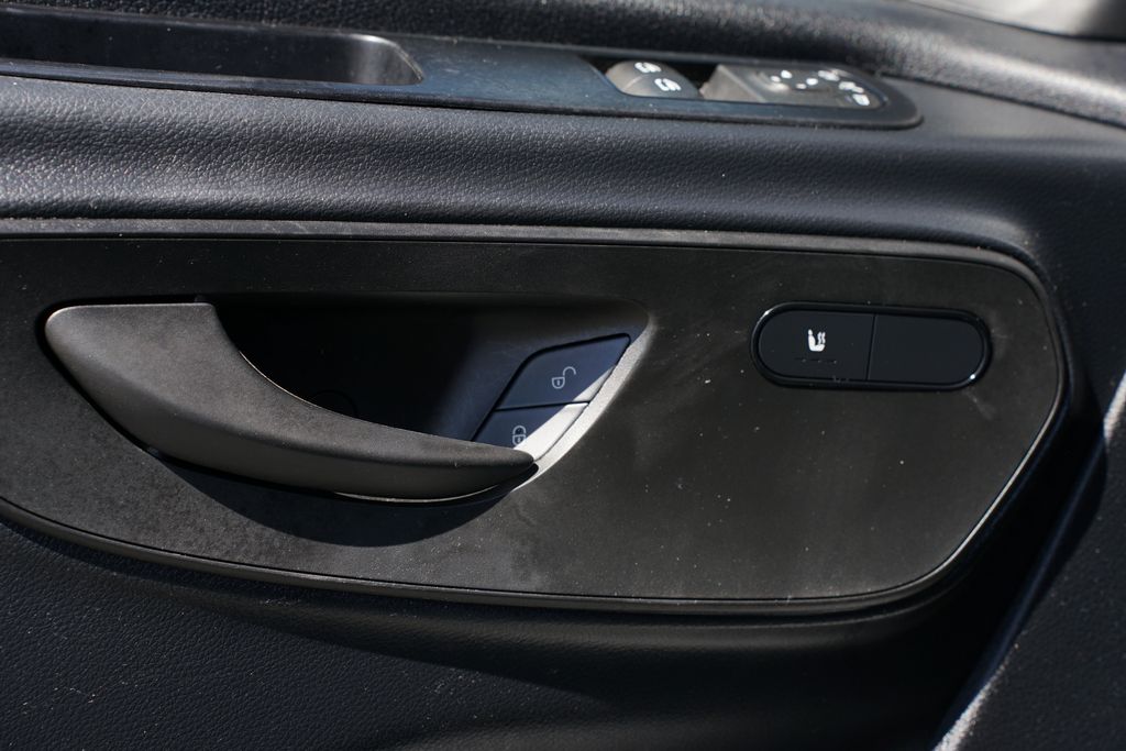 Thumbnail: 2024 Mercedes-Benz Sprinter - 29