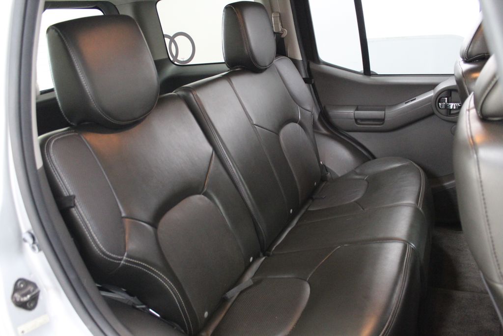 Thumbnail: 2015 Nissan Xterra - 26