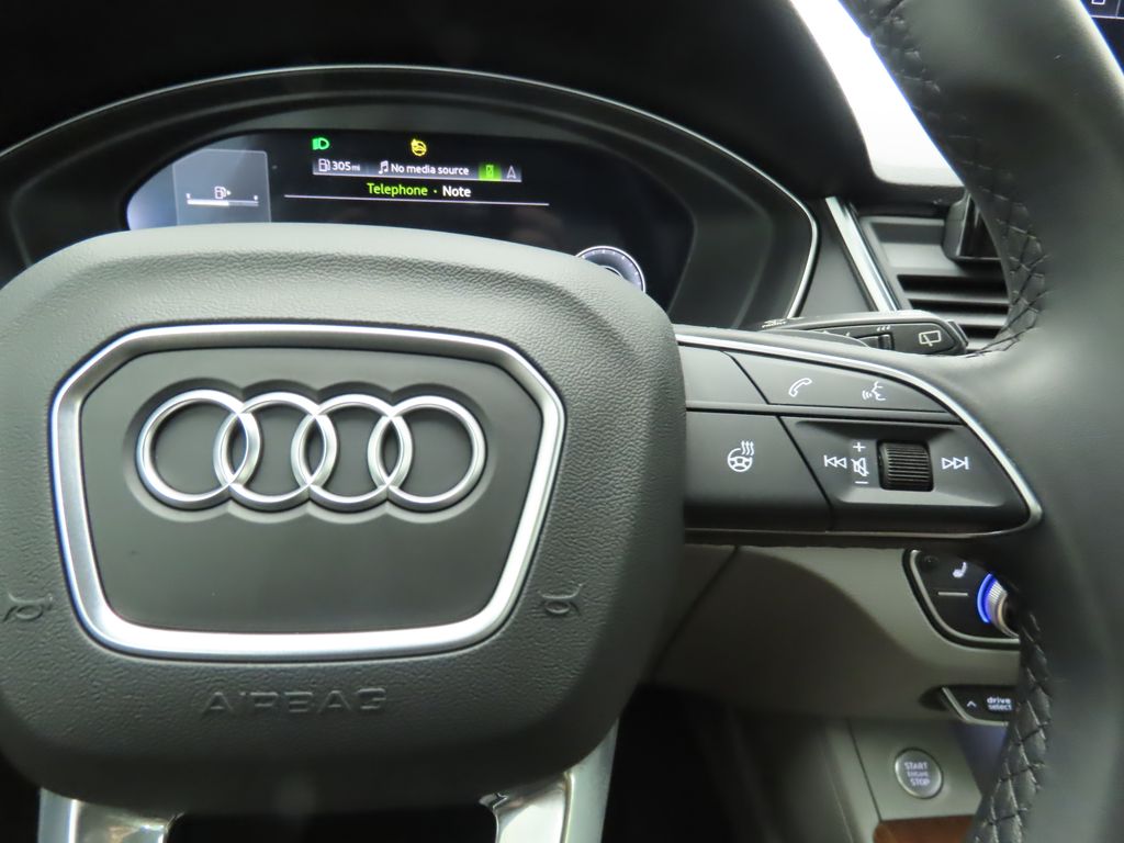 2022 Audi Q5 e Premium 12