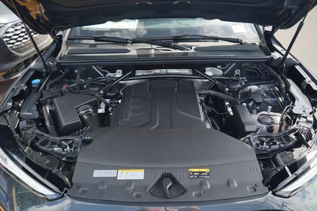 Thumbnail: 2025 Audi Q5 - 12