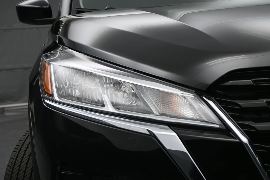 2024 Nissan Kicks SV Xtronic CVT