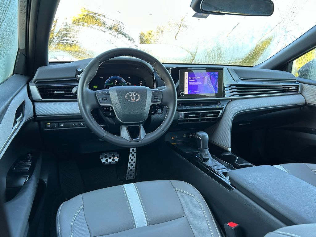 Thumbnail: 2025 Toyota Camry - 12