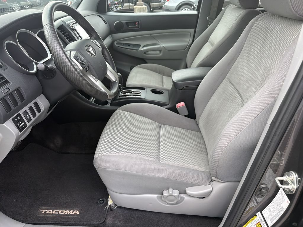 Used 2014 Toyota Tacoma Truck