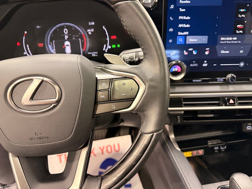 Thumbnail: 2023 Lexus RX - 15