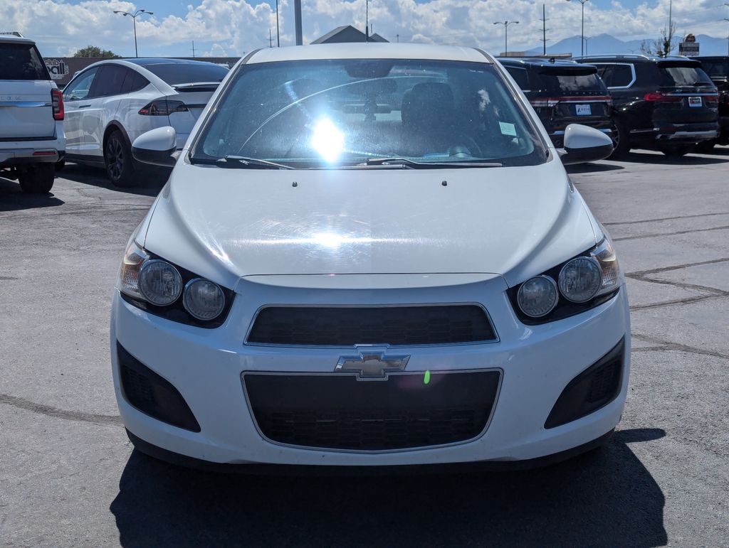 2013 Chevrolet Sonic LT 10