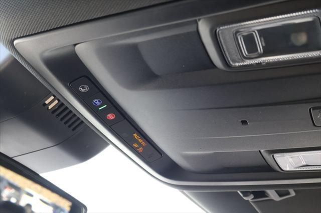 Thumbnail: 2026 Chevrolet Suburban - 31