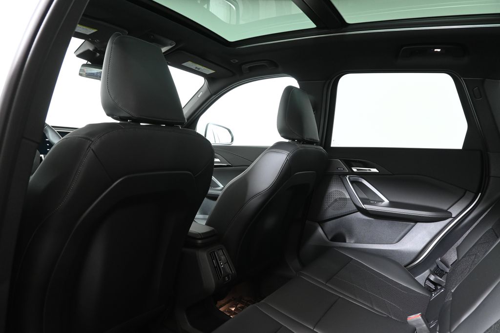 Thumbnail: 2026 BMW X1 - 32