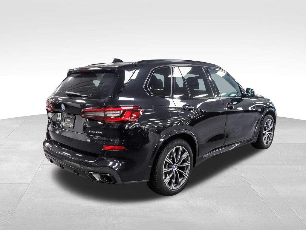 Thumbnail: 2022 BMW X5 - 4