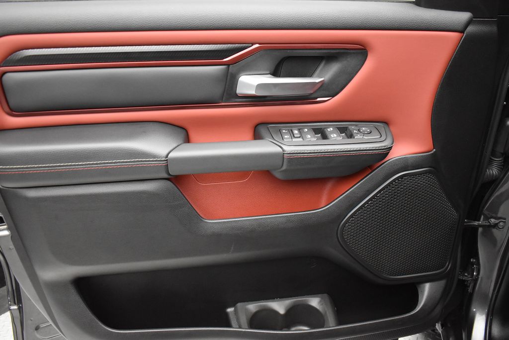Thumbnail: 2026 RAM 1500 - 12