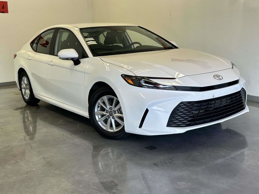 Ice Cap 2025 Toyota Camry Sedan Front-Wheel Drive Continuously Variable Transmission