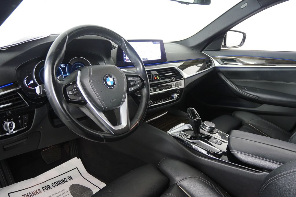 Thumbnail: 2019 BMW 5 Series - 13