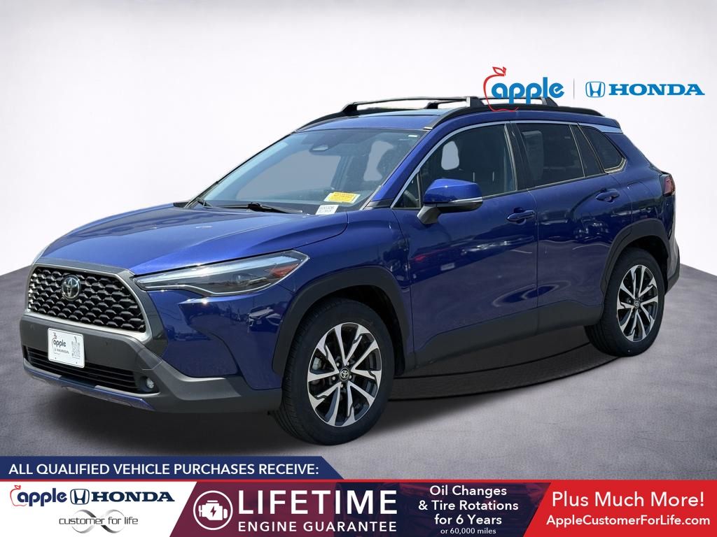 2023 Toyota Corolla Cross XLE