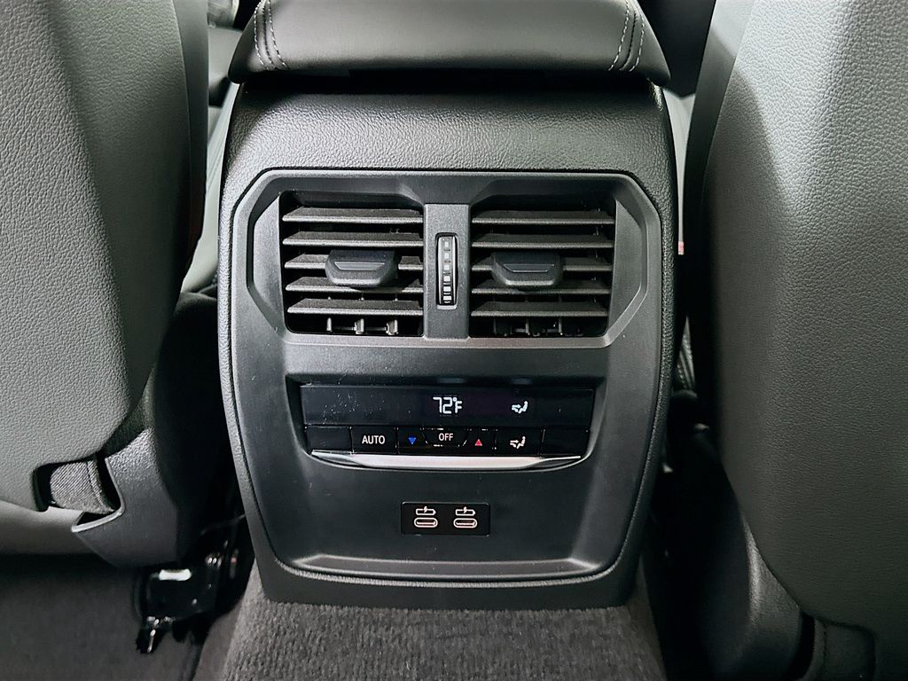 Thumbnail: 2026 BMW M3 - 18