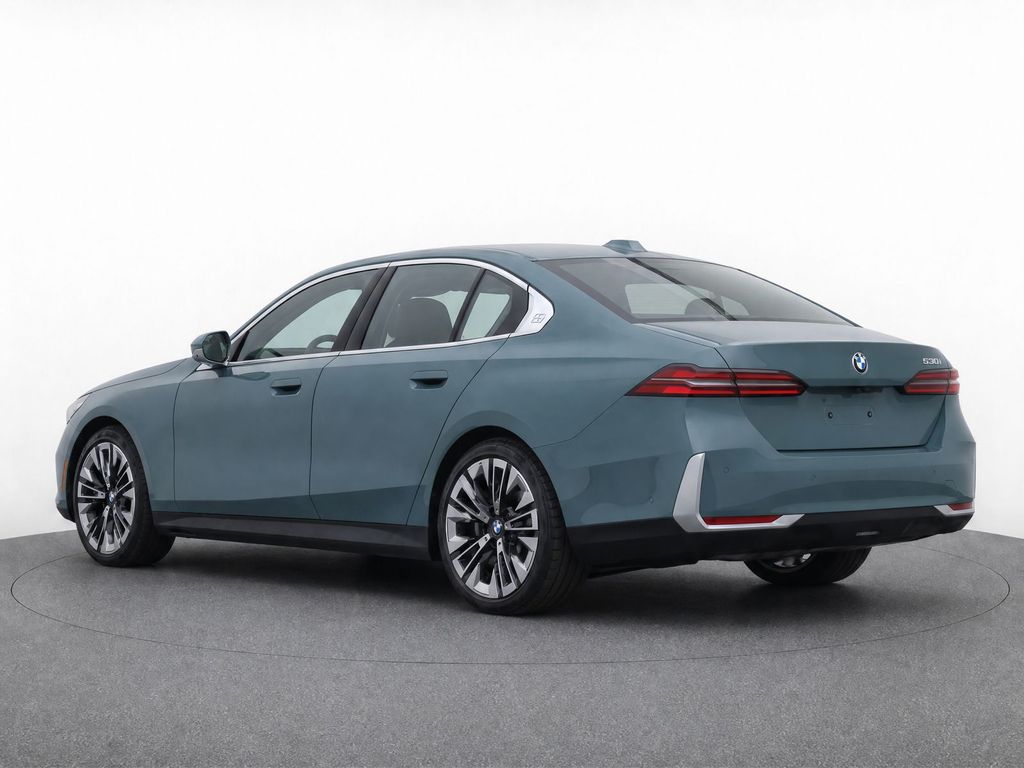 Thumbnail: 2026 BMW 5 Series - 32