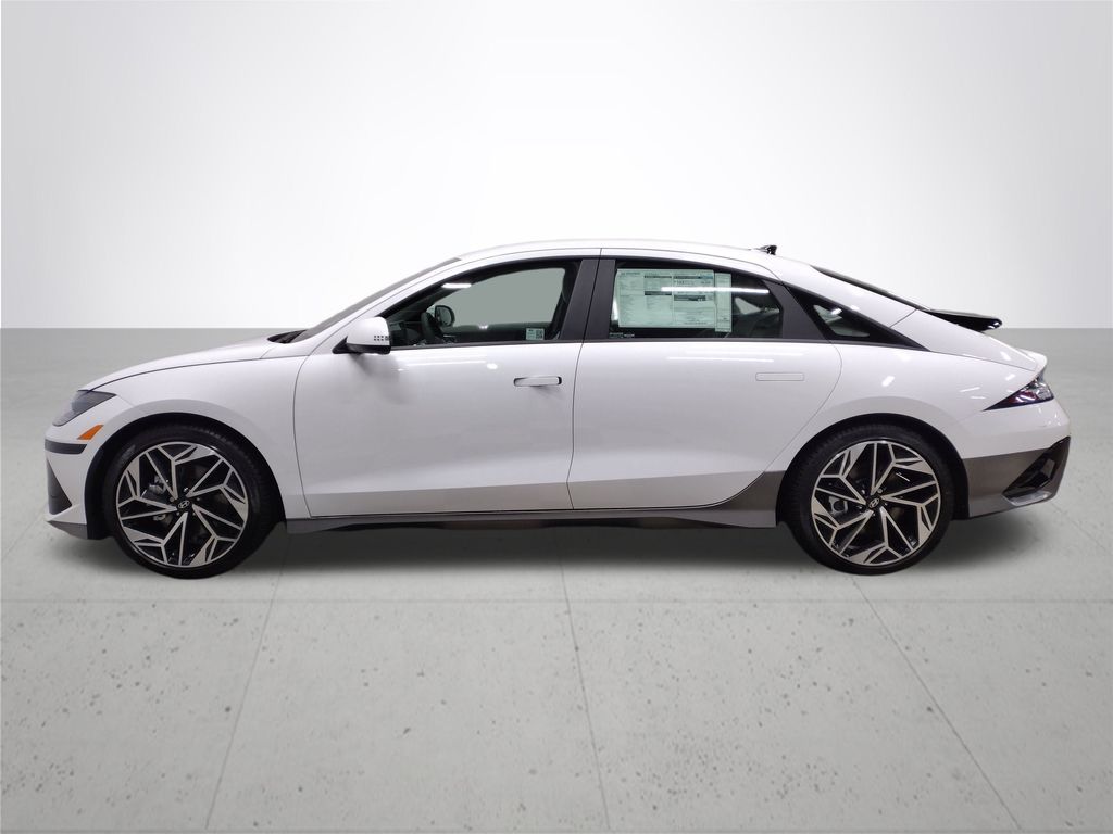 2025 Hyundai IONIQ 6 SEL
