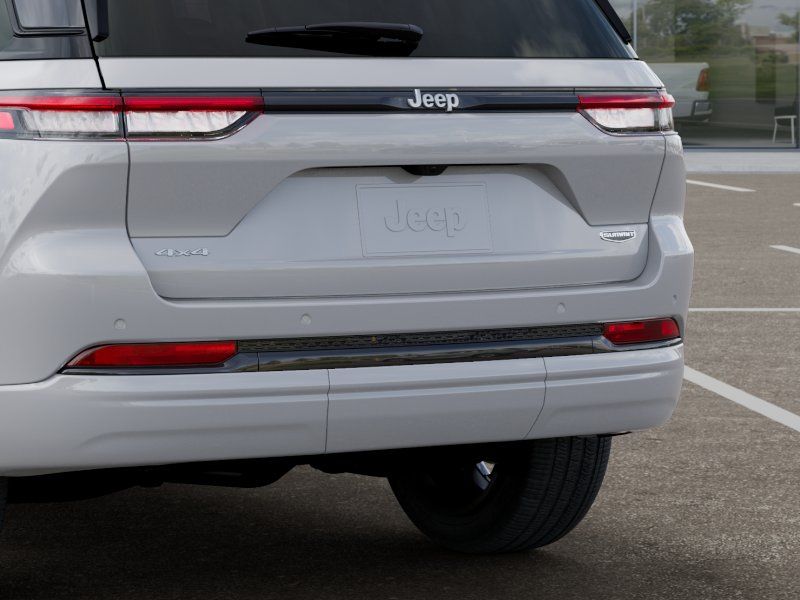 New 2026 Bright White Clearcoat Jeep Summit image 13