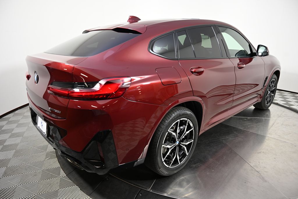 2025 BMW X4 xDrive30i 5