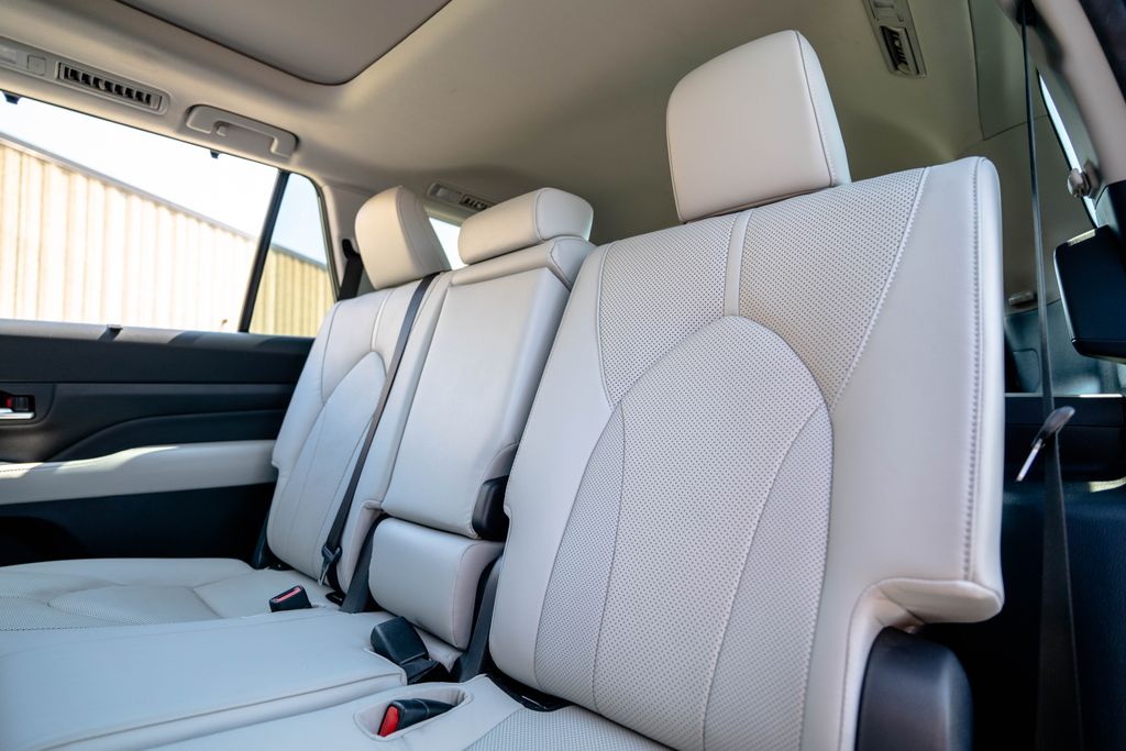 Used 2024 Toyota Grand Highlander SUV