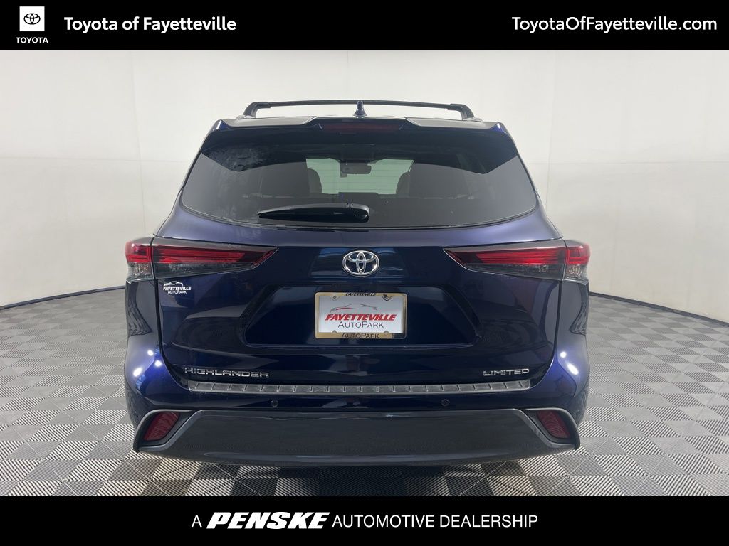 Thumbnail: 2025 Toyota Highlander - 3