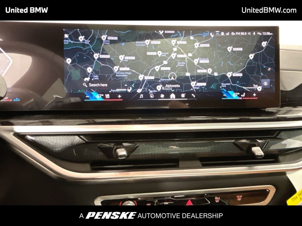 Thumbnail: 2026 BMW X7 - 18