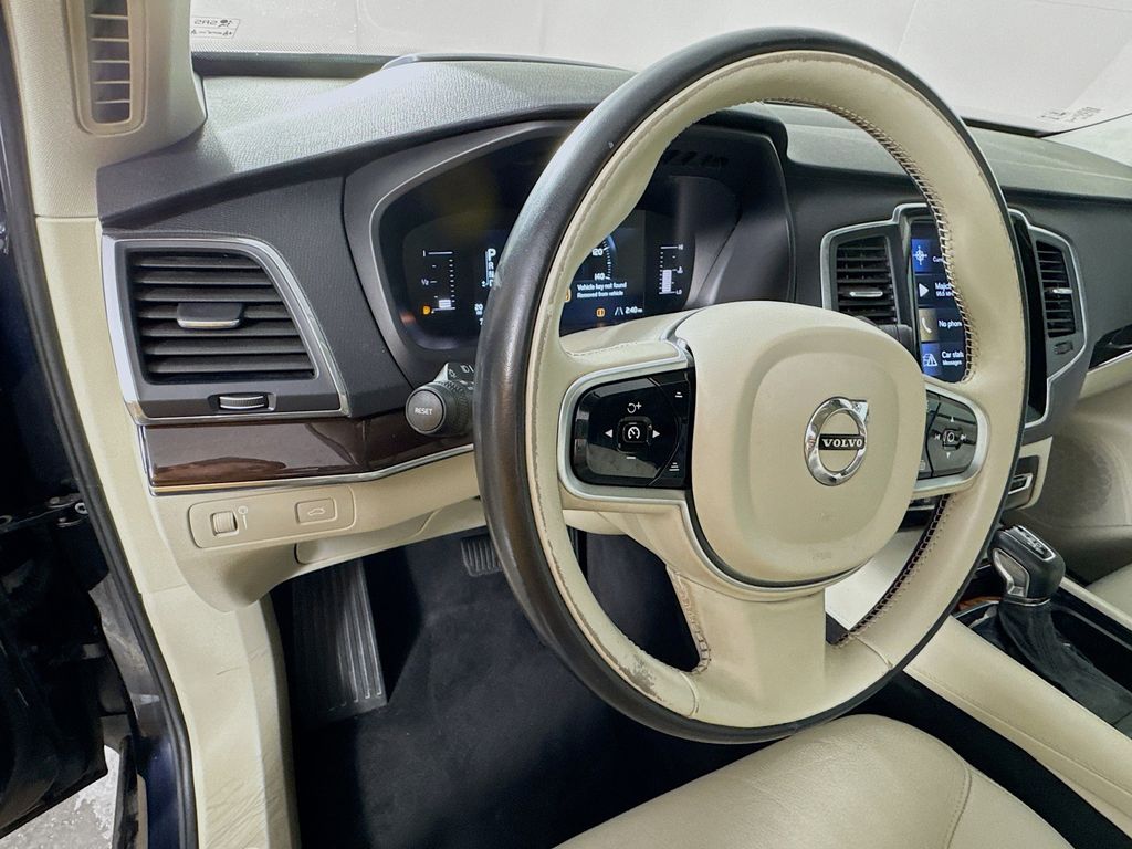Used Car 2019 Volvo Xc90  T5 Momentum For Sale Under $20,000 In Austin, Texas