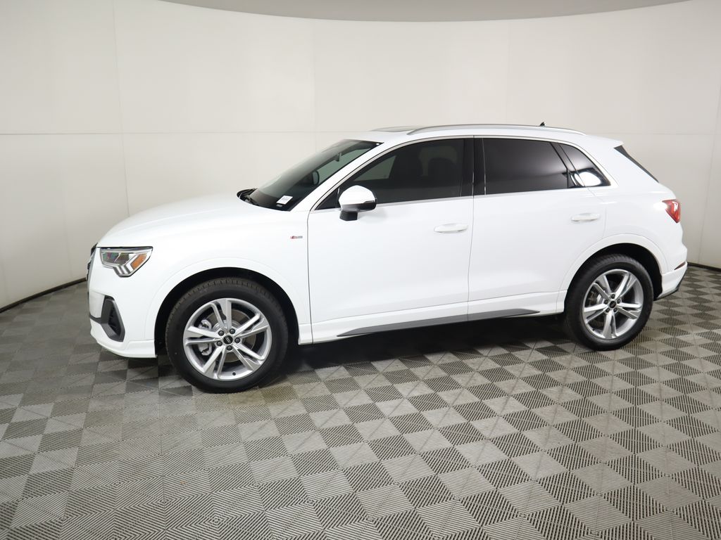 2024 Audi Q3  8