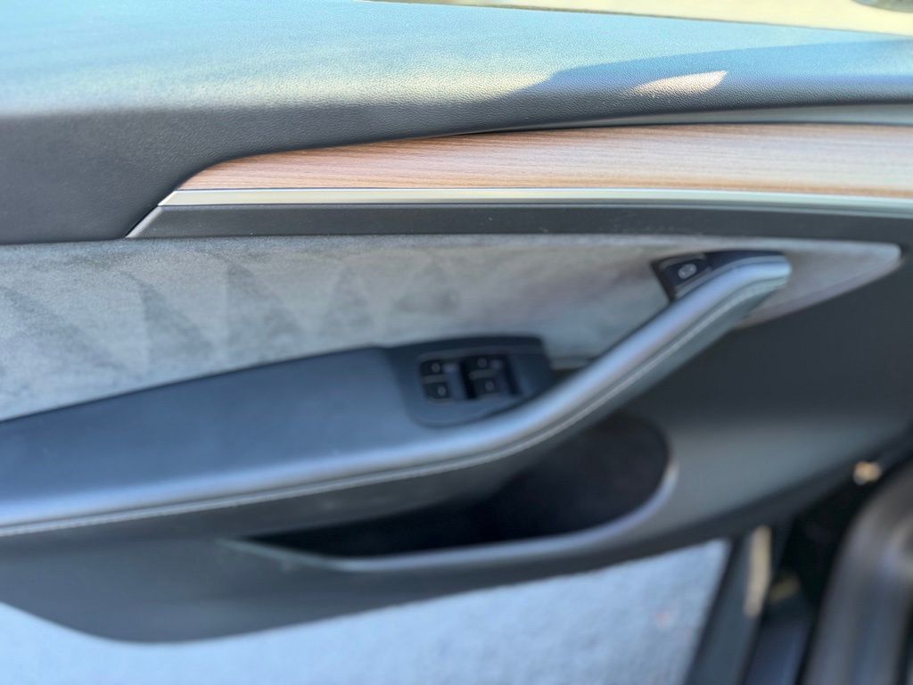 Used 2025 Tesla Model Y SUV