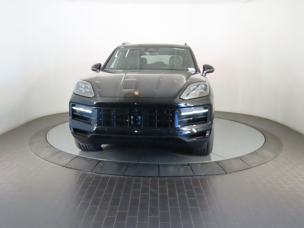 Thumbnail: 2026 Porsche Cayenne - 10