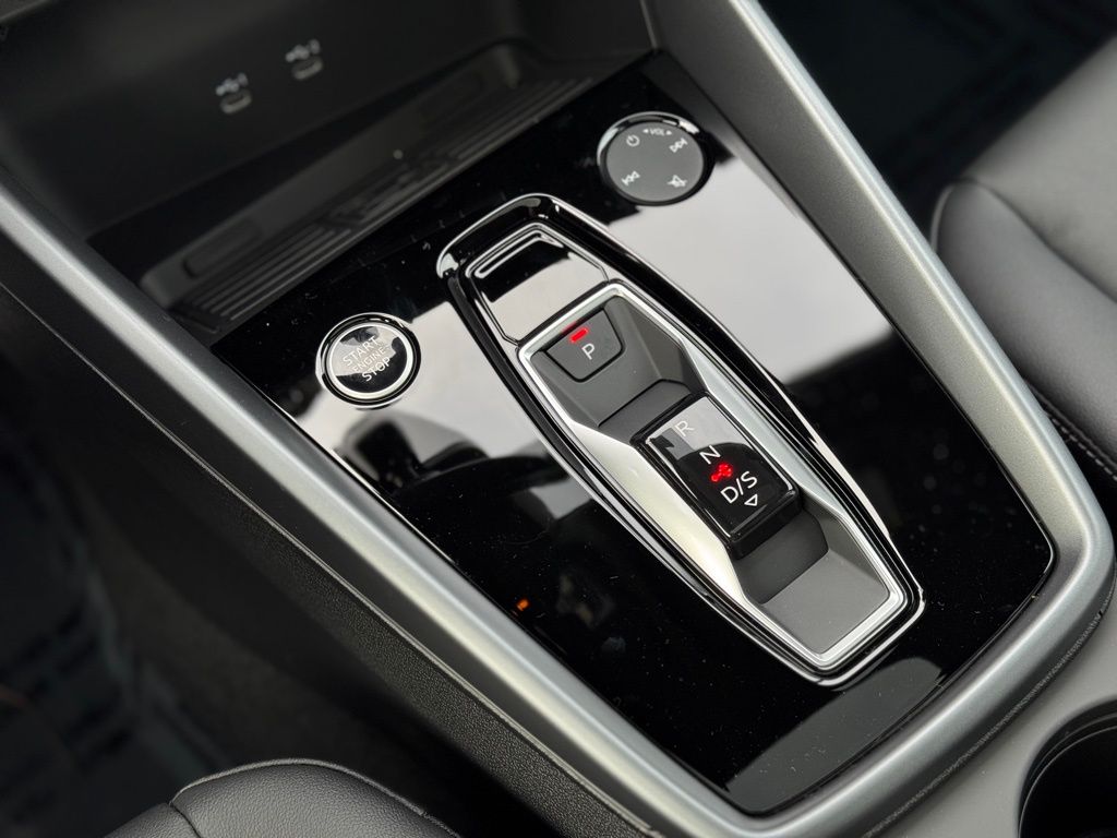 2025 Audi A3 2.0T Premium photo