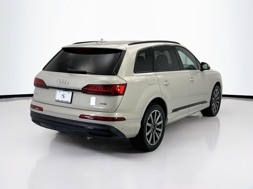 Thumbnail: 2023 Audi Q7 - 5