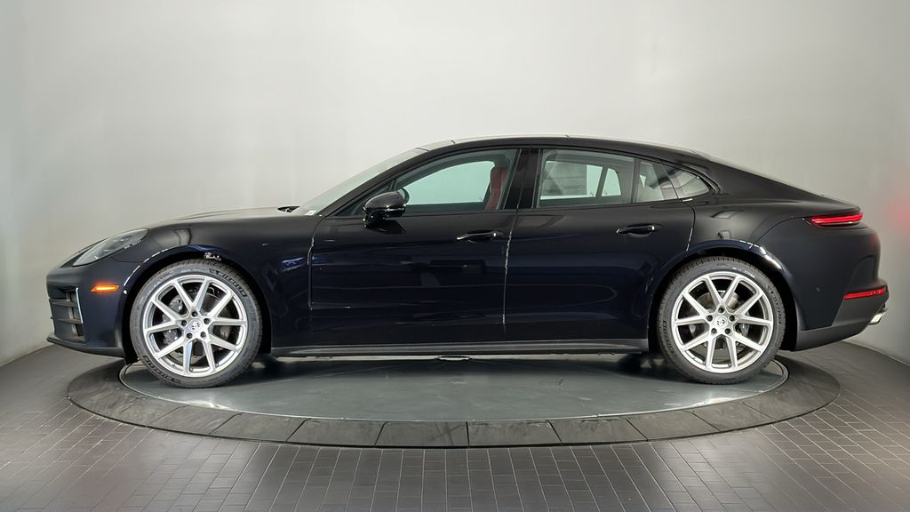 Thumbnail: 2025 Porsche Panamera - 2