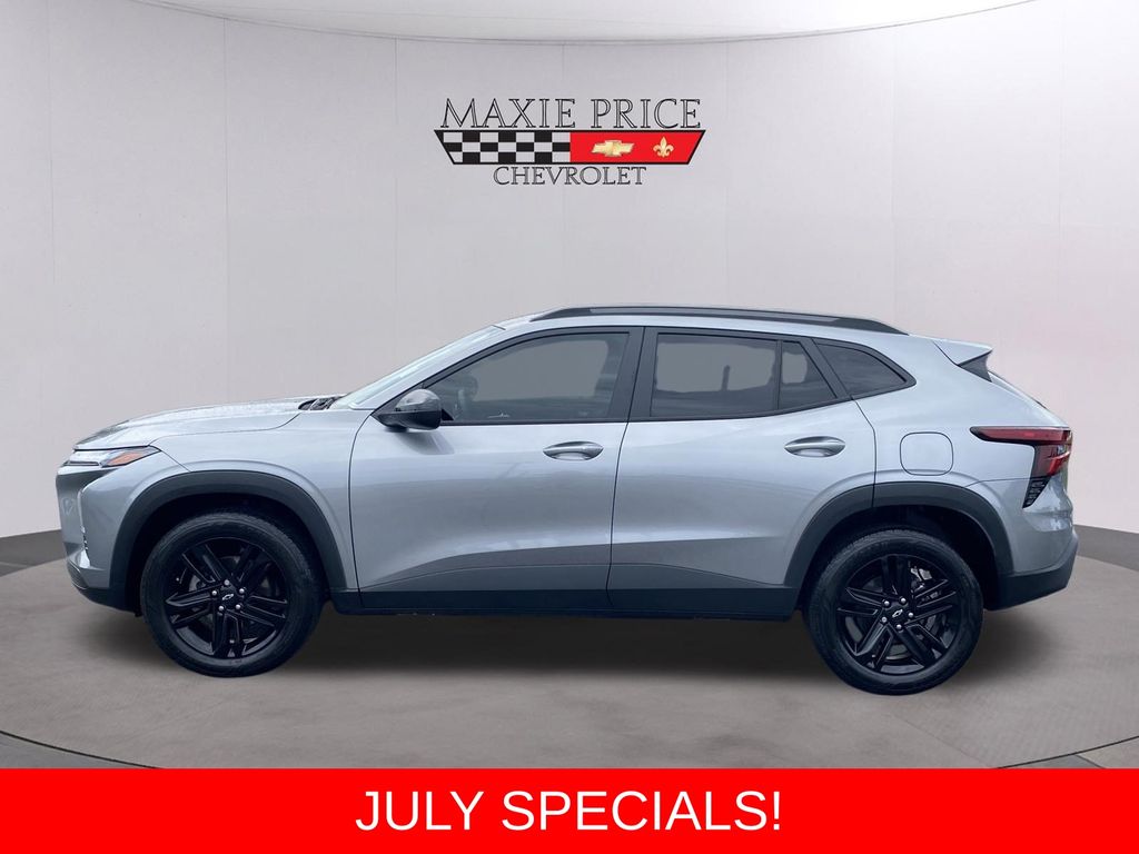 Used 2025 Chevrolet Trax SUV