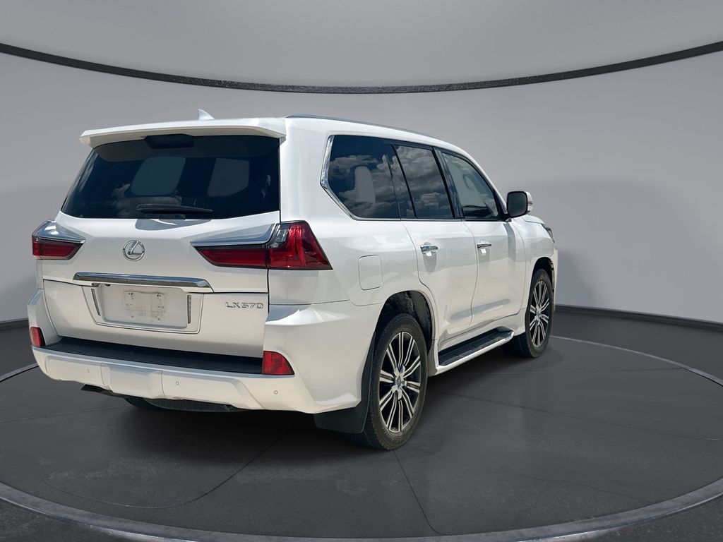 Thumbnail: 2020 Lexus LX - 11