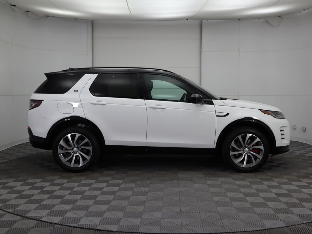 2025 Land Rover Discovery Sport SE 4