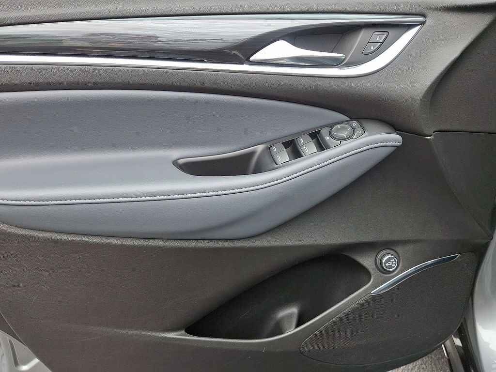 Thumbnail: 2023 Buick Enclave - 14