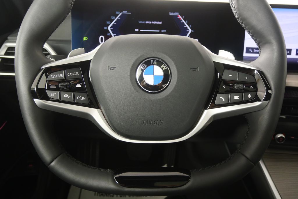 Thumbnail: 2025 BMW 3 Series - 18