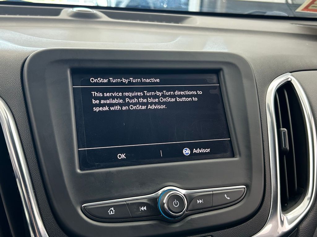 Used 2022 Iridescent Pearl Tricoat Chevrolet LT image 17