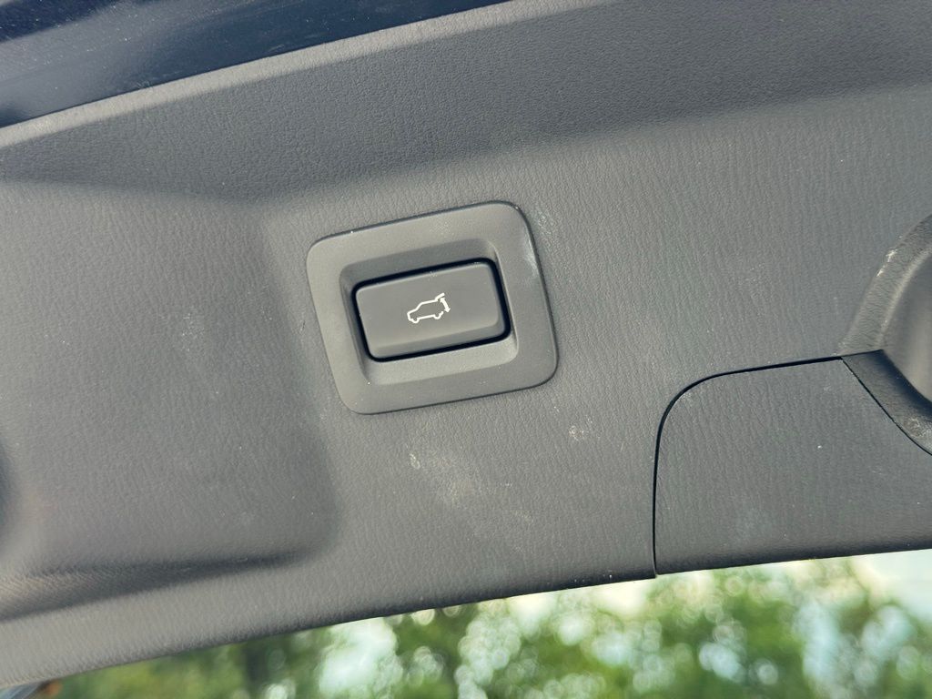 2023 Mazda CX-9 Signature photo 12