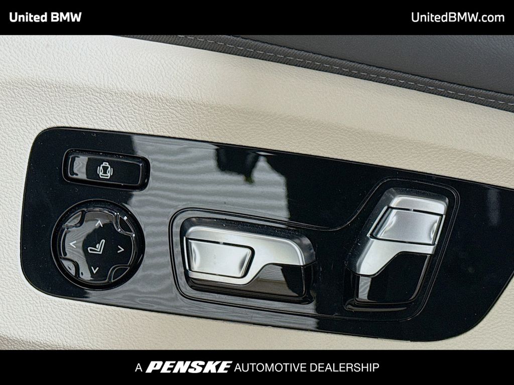 Thumbnail: 2024 BMW X7 - 4